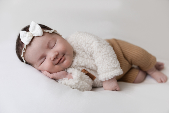 Amelia Buta Newborn Shoot 2025-200-Edit